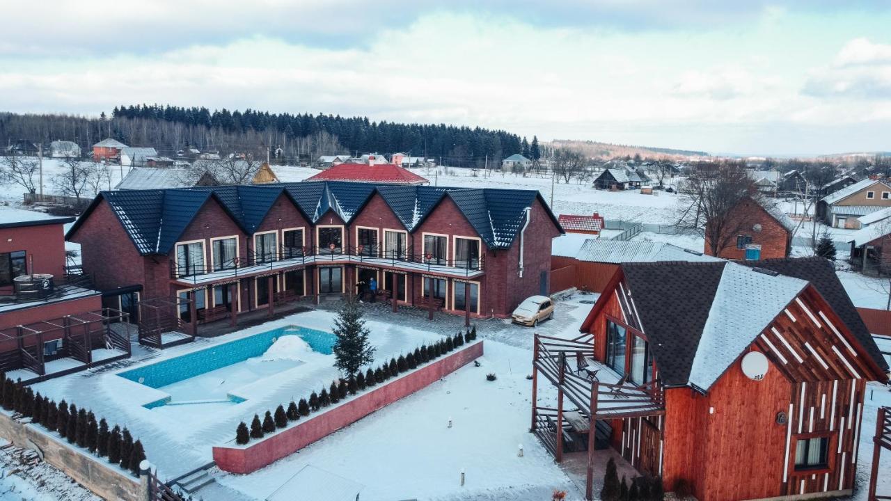 Отель Four Seasons In Carpathians Мигово Экстерьер фото